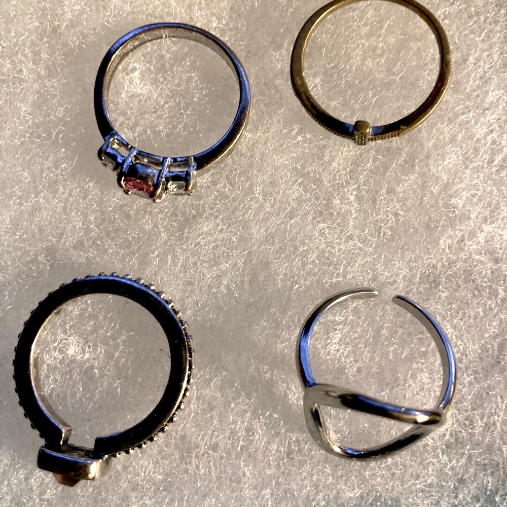 Rings Lot (of 4) - Picture 2 of 4
